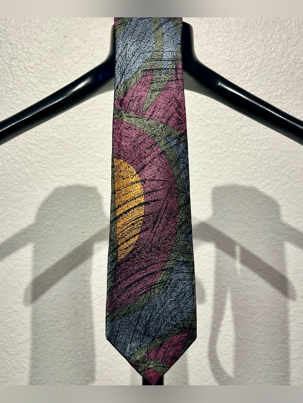 Vintage Modango Abstract Patterned 100% Silk Tie in Purple, Green, Blue and Gold